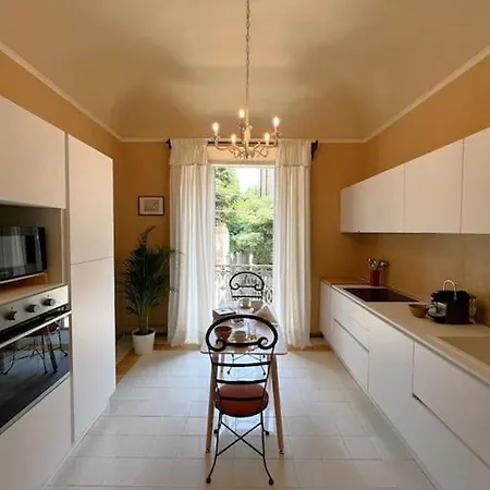 The 1905 House Near Leaning Tower Apartment